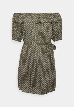 Pepe Jeans Flanche - Day Dress 10 Pepe Jeans Flanche - Day Dress -Modern Classic Shoes Store 79457dfb6cd746d590882a6663d68f3d