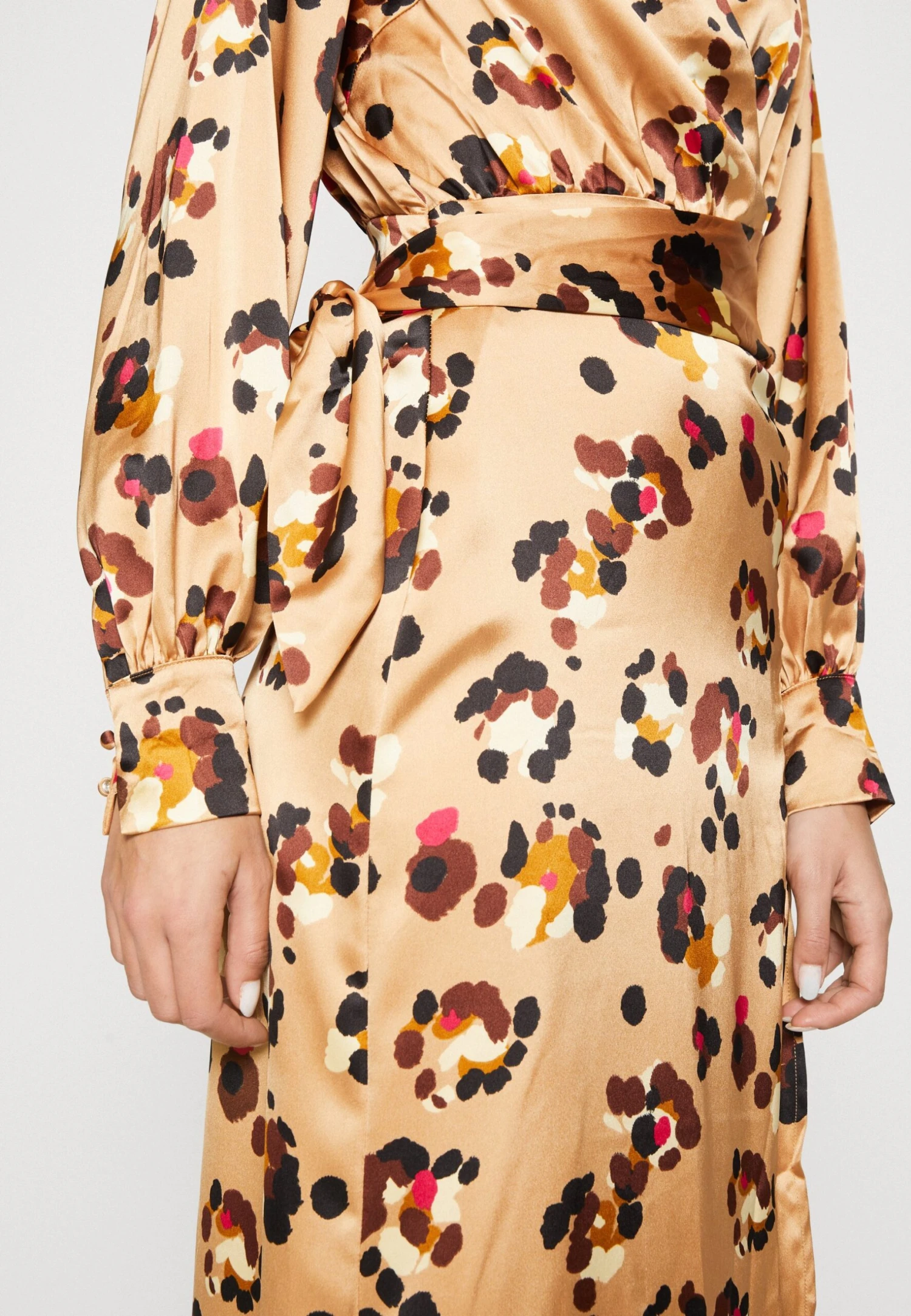 NEVER FULLY DRESSED Animal Vienna Dress - Cocktail Dress / Party Dress - Gold 6 NEVER FULLY DRESSED Animal Vienna Dress - Cocktail Dress / Party Dress - Gold - Image 6