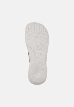 Peu Stadium - Trainers - Beige -Modern Classic Shoes Store 7cd8bb1420cd4fcf83a2bc240813fe07