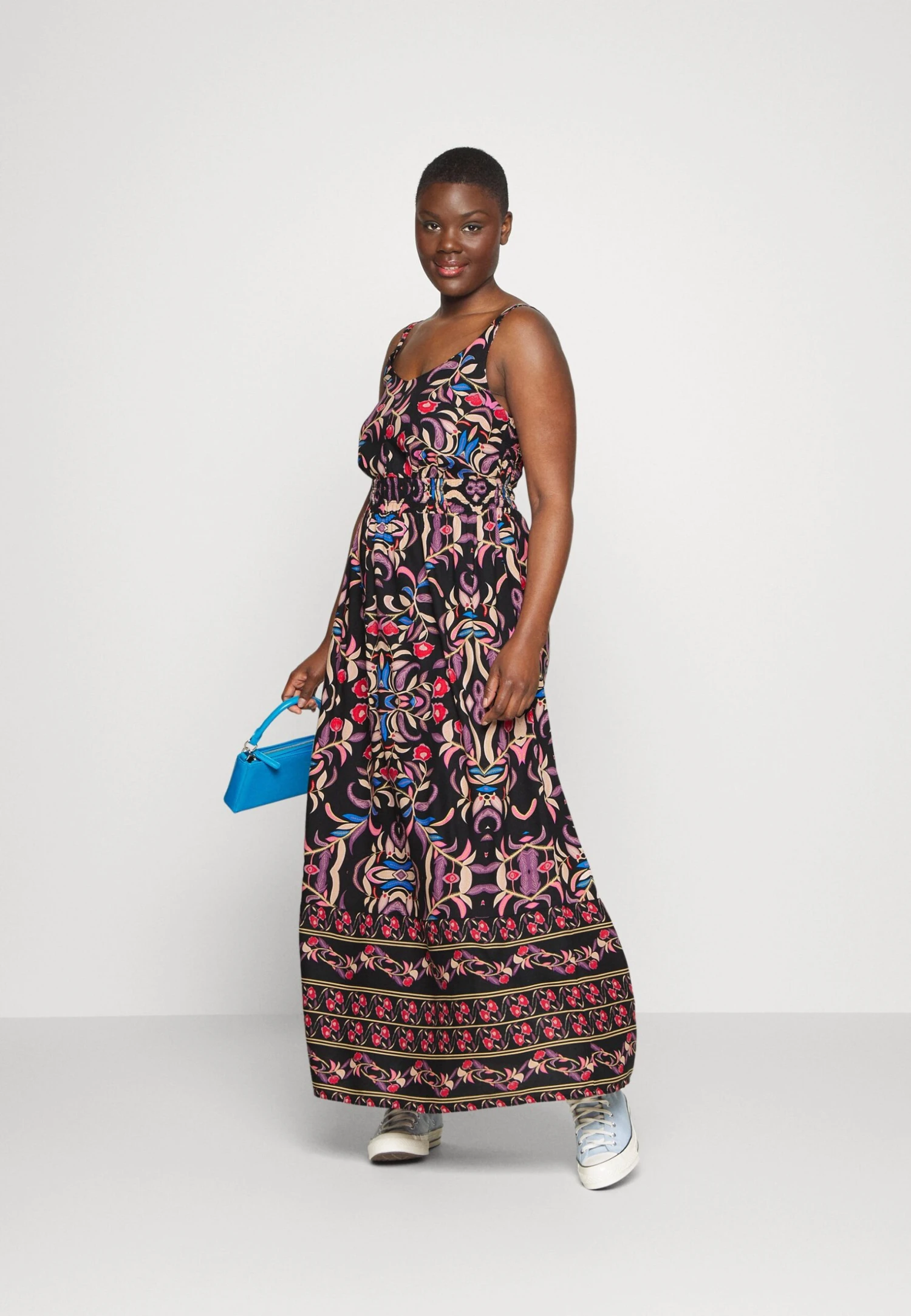 ONLY CARMAKOMA Carnolana Life Strap Calf Dress Aop - Maxi Dress - Black/Multicoloured 2 ONLY CARMAKOMA Carnolana Life Strap Calf Dress Aop - Maxi Dress - Black/Multicoloured - Image 2