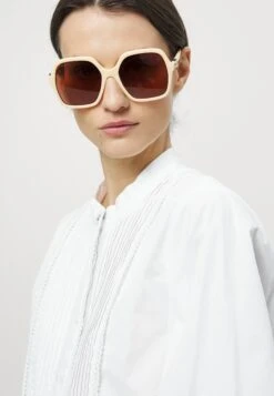 Bruuns Bazaar Olearia Laurel Shirt - Day Dress - White 10 Bruuns Bazaar Olearia Laurel Shirt - Day Dress - White -Modern Classic Shoes Store 7d289d206a8a43d9933fa2e5c75f41ed