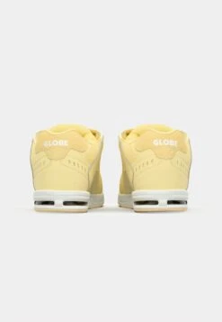 Globe SABRE - Trainers - Butter/cream -Modern Classic Shoes Store 7d86303928944aadb953eaad79011e1e