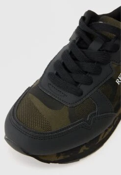 Replay ARTHUR - Trainers - Green/black -Modern Classic Shoes Store 7f2ad983734b4d86a523209506fe8f04