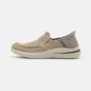 Skechers Delson 3.0 - Slip-Ons - Taupe