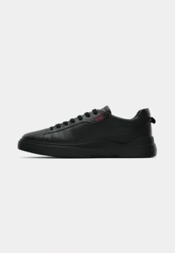 Hugo BLAKE - Trainers - Black