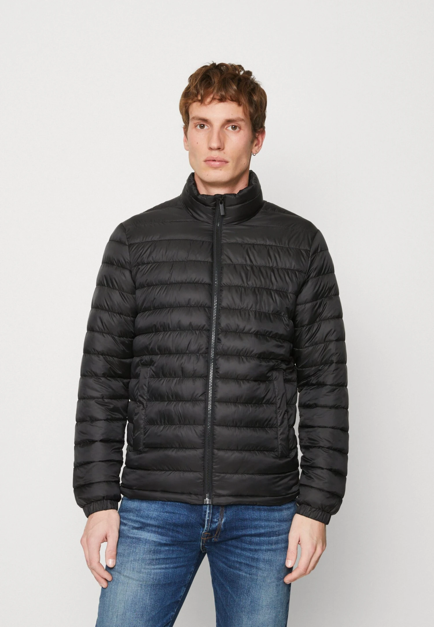 Selected Homme Padded Jacket- Light Jacket - Black 1 Selected Homme Padded Jacket- Light Jacket - Black