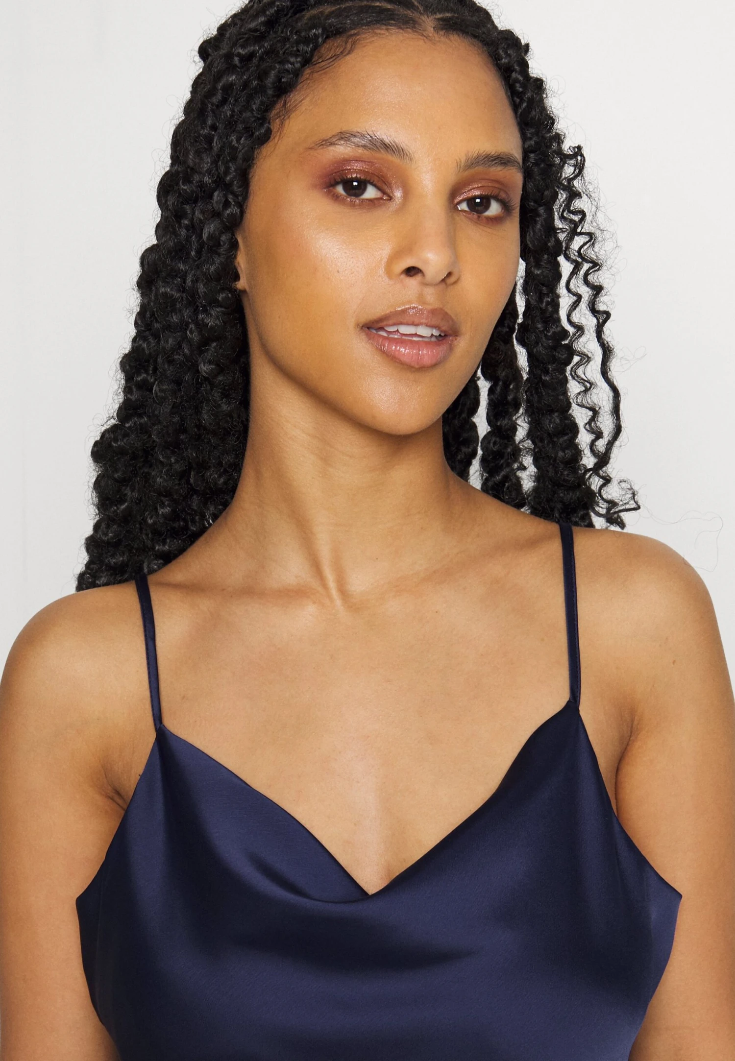 Yasthea Strap Dress - Cocktail Dress / Party Dress 4 Yasthea Strap Dress - Cocktail Dress / Party Dress - Image 4