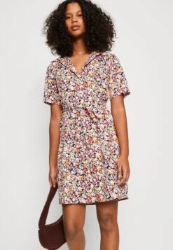 Pieces Pcbrina Shirt Dress - Shirt Dress -Modern Classic Shoes Store 859540328ed64a308391ee4065b79b3f