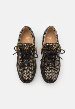 Giuseppe Zanotti Trainers - Black/Gold-Coloured -Modern Classic Shoes Store 899ea01369e847608cb01771b737d3e6
