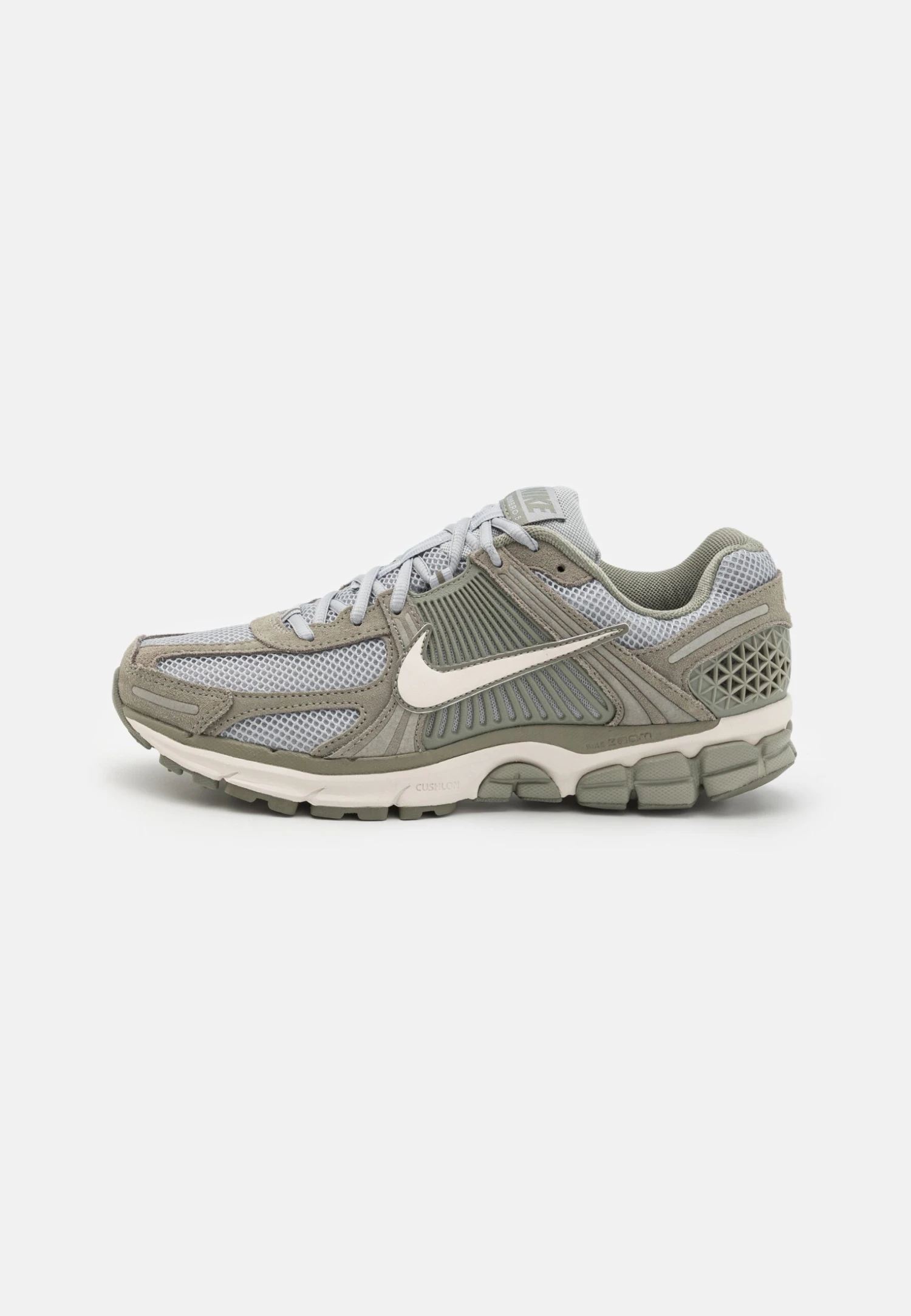 Nike Sportswear ZOOM VOMERO 5 - Trainers - Ochre/metallic Silver/flat Gold/light Orewood Brown/black 11 Nike Sportswear ZOOM VOMERO 5 - Trainers - Ochre/metallic Silver/flat Gold/light Orewood Brown/black - Image 11