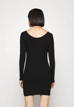 Pieces Petite Pckitti Dress - Jumper Dress -Modern Classic Shoes Store 8ae5302a19e44b52b5bd7846fe9083b1