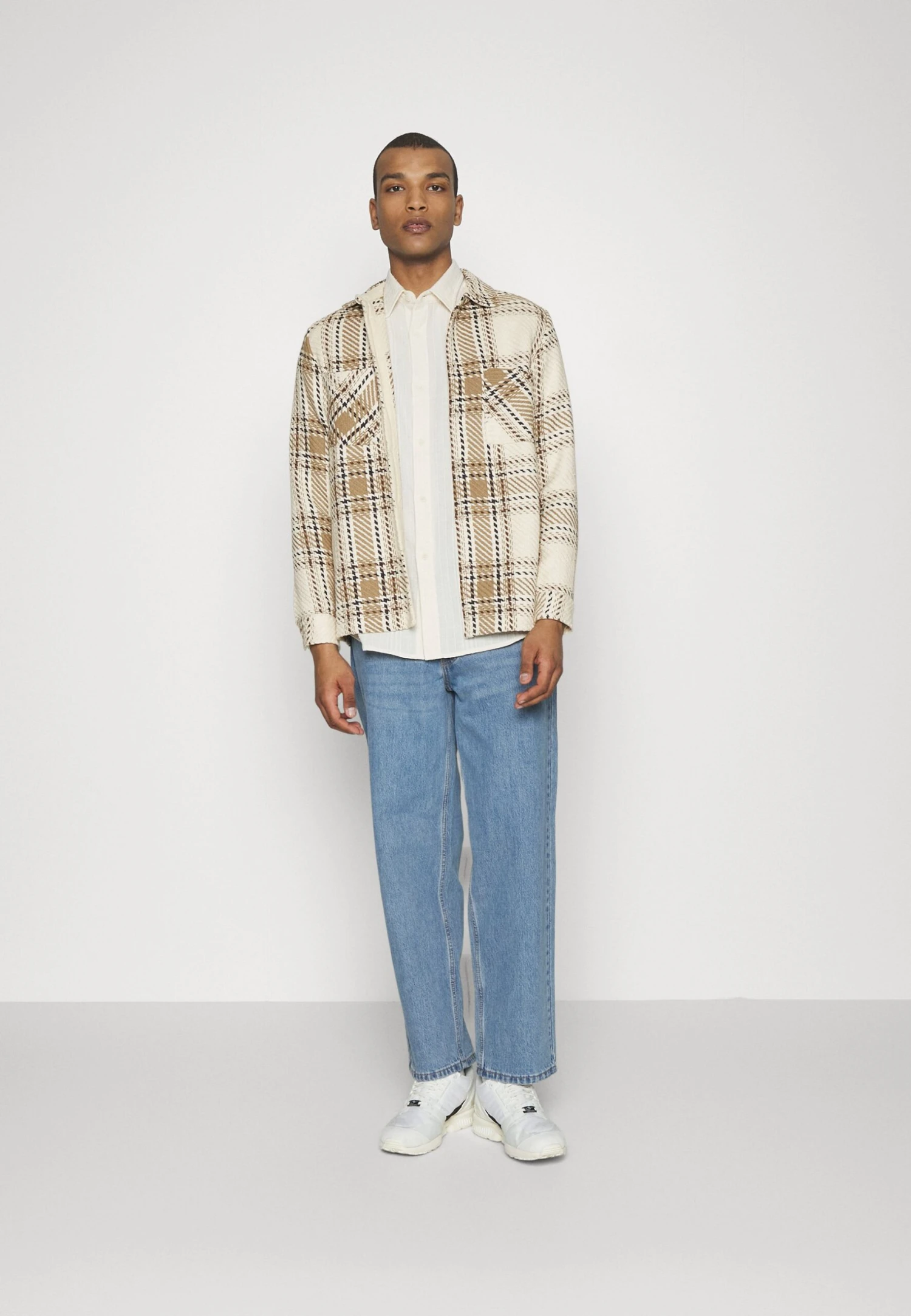 Whiting Overshirt Unisex - Light Jacket - Ecru/Beige 2 Whiting Overshirt Unisex - Light Jacket - Ecru/Beige - Image 2