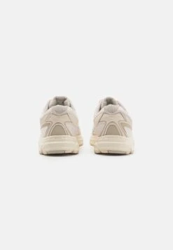 Saucony RIDE MILLENNIUM UNISEX - Trainers - Cream -Modern Classic Shoes Store 8cfe1875646d44b2b1f98fdc317c8271