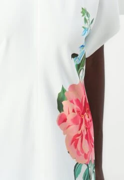 Ted Baker DODIA - Maxi Dress - White -Modern Classic Shoes Store 8df43fba084744a0a1e13884441fc12e