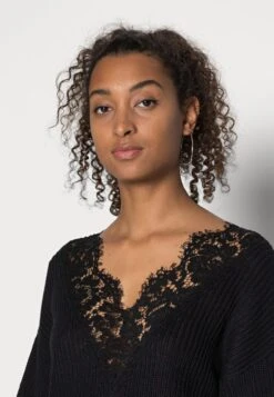 ONLY Onlxenia Life Dress - Jumper Dress 9 ONLY Onlxenia Life Dress - Jumper Dress -Modern Classic Shoes Store 8e19c78074c84a2c9eb37a8a325629f1