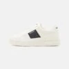 Armani Exchange Trainers - Off White/deep Navy