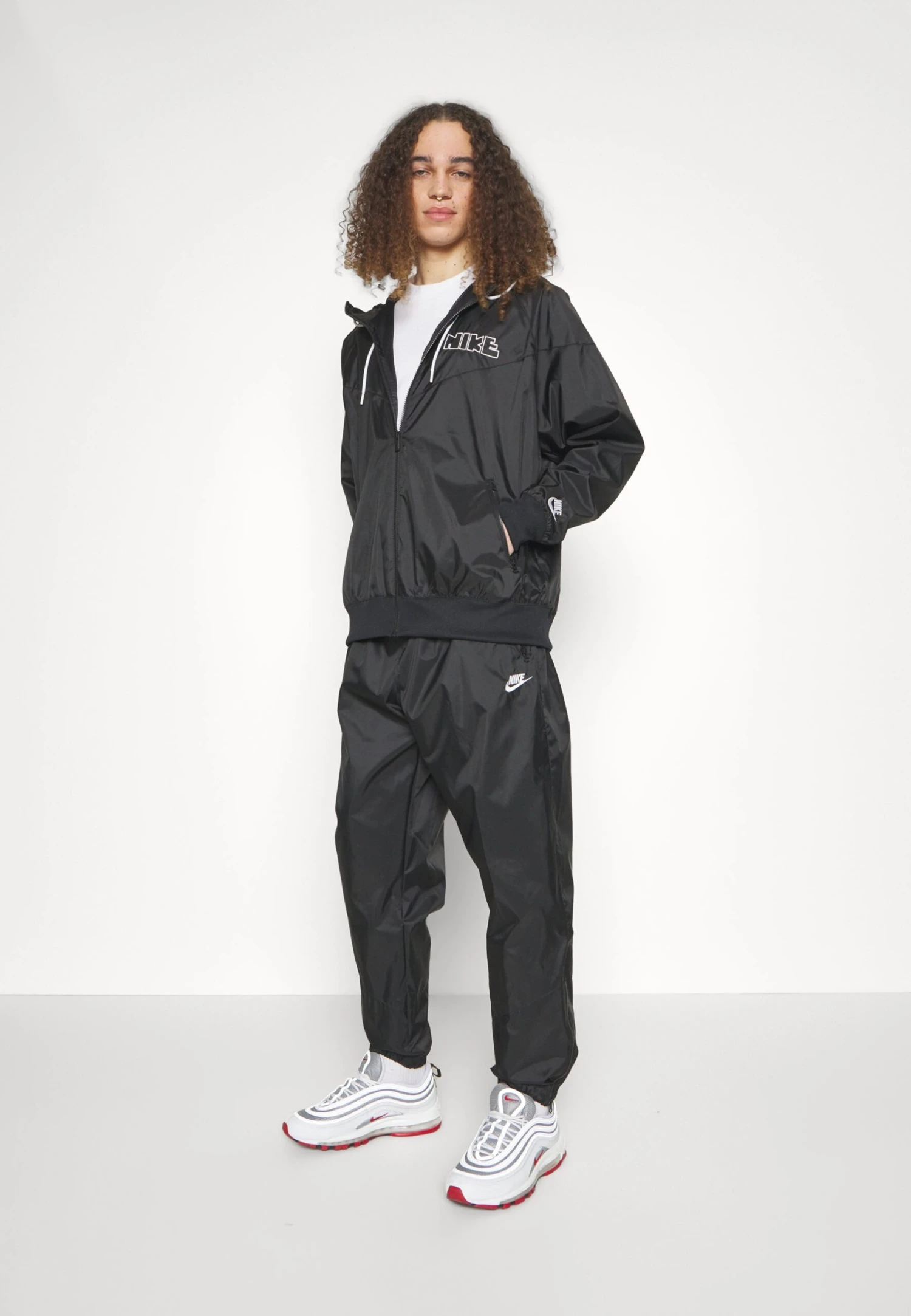 Nike Sportswear Lnd Gx Hd - Light Jacket - Black/White 5 Nike Sportswear Lnd Gx Hd - Light Jacket - Black/White - Image 5