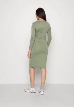Mamalicious Mlbea Lia Dress- Jersey Dress - Four Leaf Clover -Modern Classic Shoes Store 94f5a5bb772c43a0a57cb628a6b61e74
