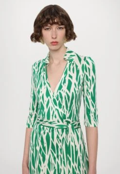 DIANE VON FURSTENBERG ABIGAIL WRAP DRESS - Day Dress - Green 11 DIANE VON FURSTENBERG ABIGAIL WRAP DRESS - Day Dress - Green -Modern Classic Shoes Store 9564003d48ae405786e716b93e8445c3