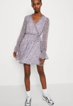 Vila DottaL/S - Day Dress 9 Vila DottaL/S - Day Dress -Modern Classic Shoes Store 95b73916b8424dcdb93935cde442f159