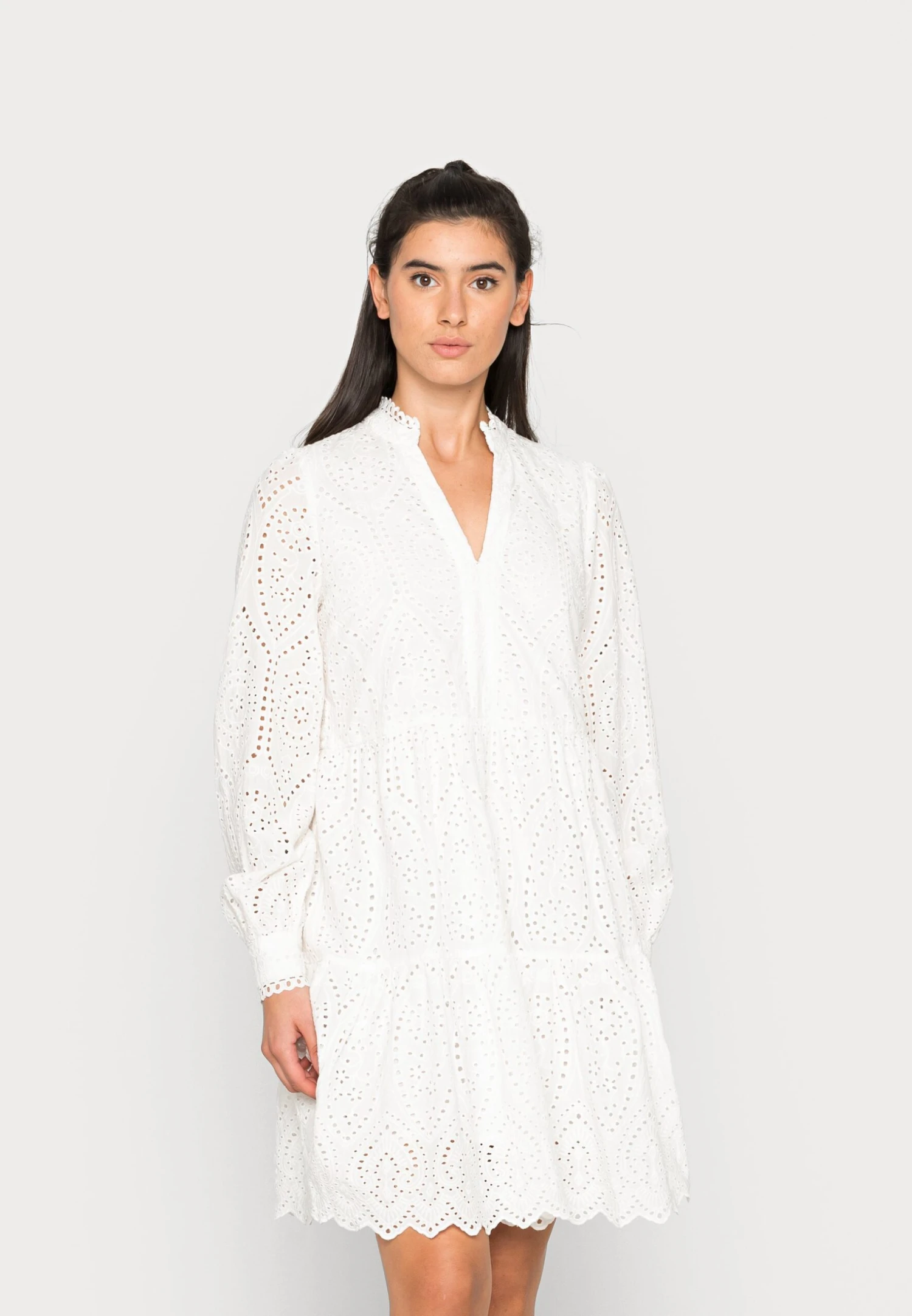 Yasholi Noos - Day Dress - Star White 1 Yasholi Noos - Day Dress - Star White