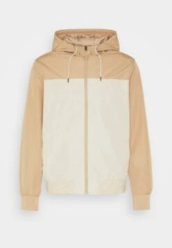 Only & Sons Onsgavin Life Hood Jacket- Windbreaker - Chinchilla 10 Only & Sons Onsgavin Life Hood Jacket- Windbreaker - Chinchilla -Modern Classic Shoes Store 9a24927ec5634cfd9155ccb768f5f05a