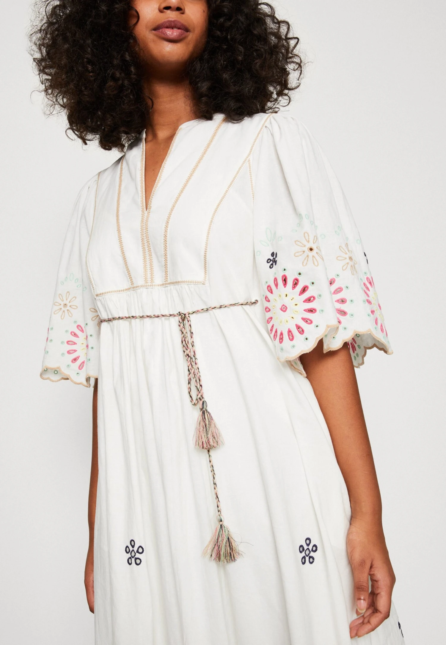 Scotch & Soda Broderie Dress - Day Dress - Vanilla White 6 Scotch & Soda Broderie Dress - Day Dress - Vanilla White - Image 6