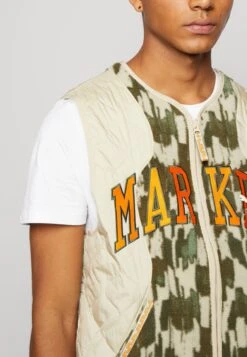 Puma Market Vest Unisex - Waistcoat - Putty -Modern Classic Shoes Store 9aaddb96510a48a5856810de79e4da9a