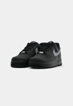 Nike Sportswear AIR FORCE 1 - Trainers - Black/wolf Grey -Modern Classic Shoes Store 9bff3a2e7d8c4f478f6bffbf63942bf4