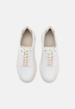 Filling Pieces MONDO VIERA - Trainers - White -Modern Classic Shoes Store 9d5d95fc08234d538600ec2878d62ccb