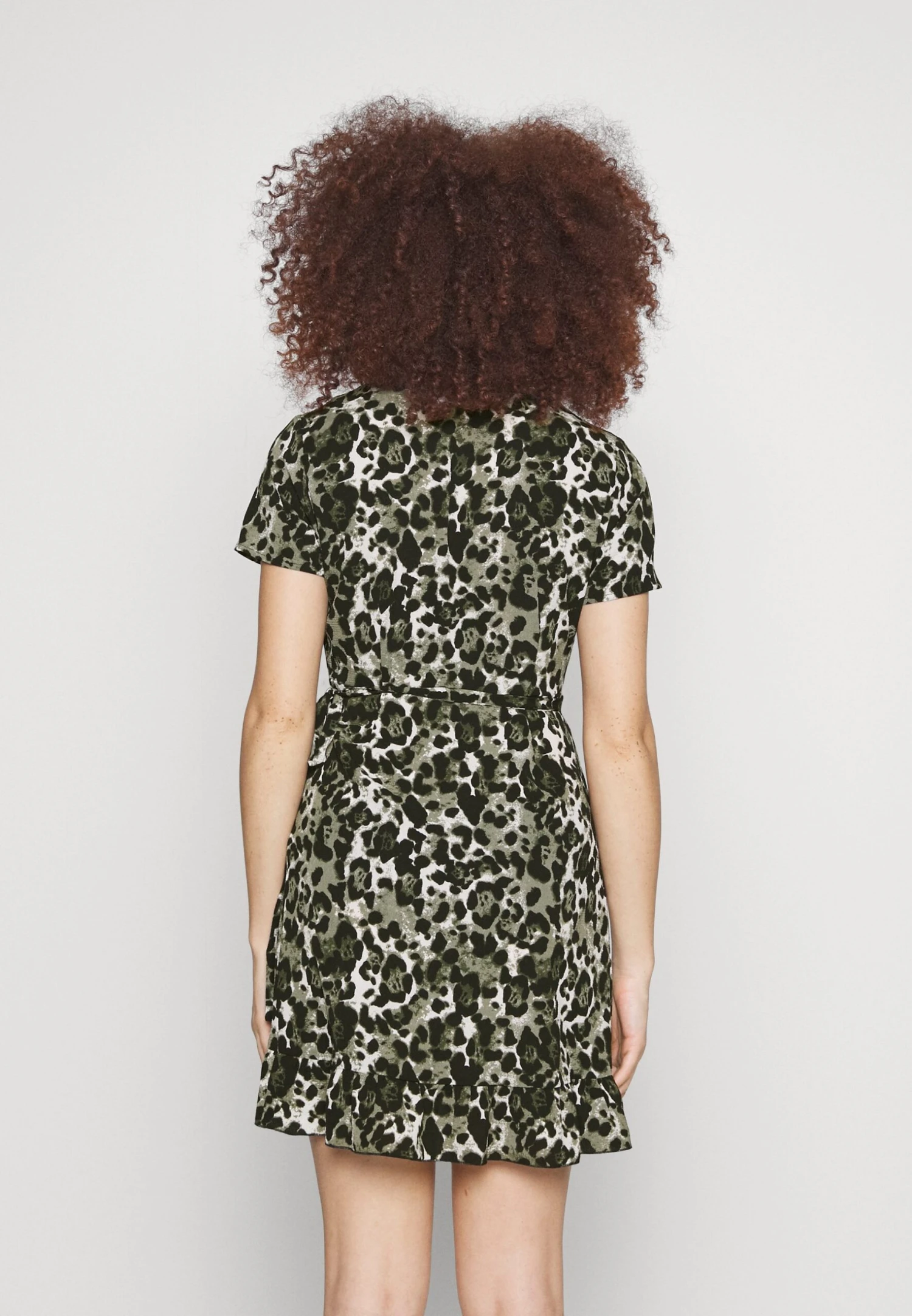 Noisy May Nmclara Bianca Wrap Dress - Day Dress - Kalamata/Leo 3 Noisy May Nmclara Bianca Wrap Dress - Day Dress - Kalamata/Leo - Image 3