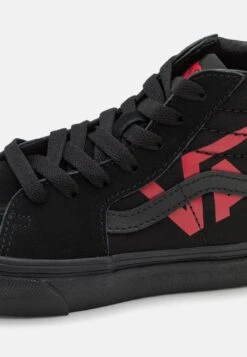Vans Sk8 Unisex - High-Top Trainers - Black/Red 11 Vans Sk8 Unisex - High-Top Trainers - Black/Red -Modern Classic Shoes Store 9f0e49841619419f885c9d123d7d8e7c