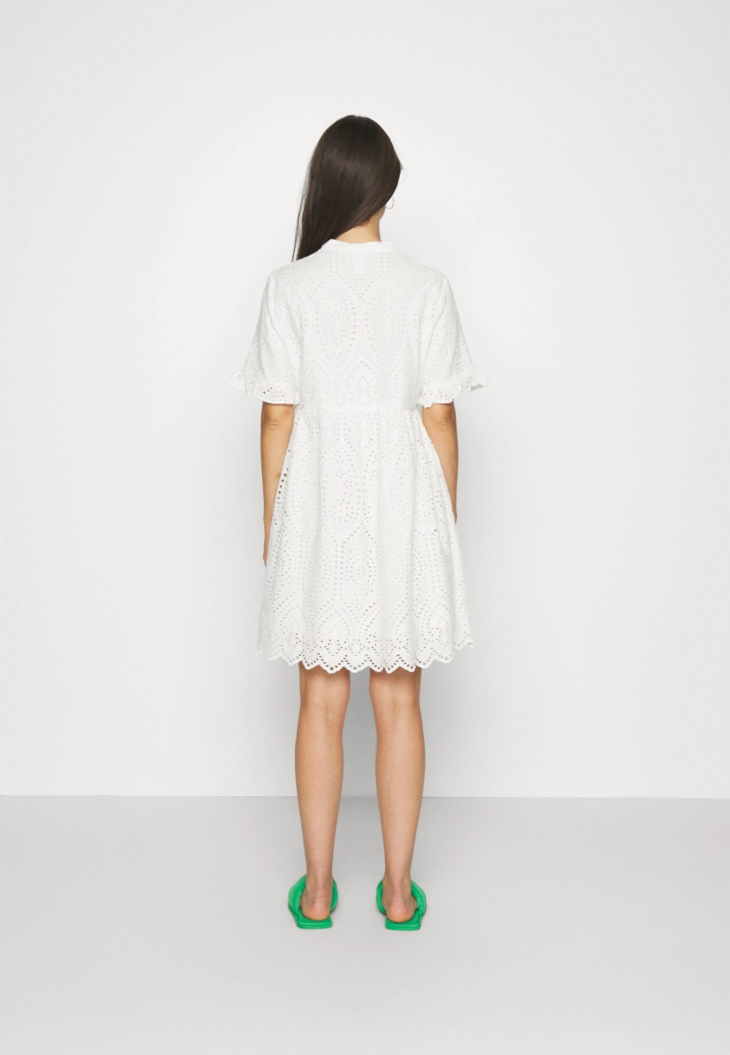 Yasholi Short Dress - Day Dress 3 Yasholi Short Dress - Day Dress - Image 3