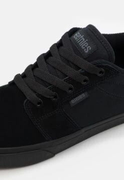 Etnies Sole Technology Europe - Trainers - Black 11 Etnies Sole Technology Europe - Trainers - Black -Modern Classic Shoes Store a0b42721ffb541ad91ebc40d16baefcd