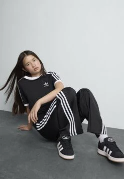 Adidas Originals CAMPUS 00S UNISEX - Trainers - Core Black/cloud White -Modern Classic Shoes Store a190ec31c5394ebe80bcea4a17ec12e6