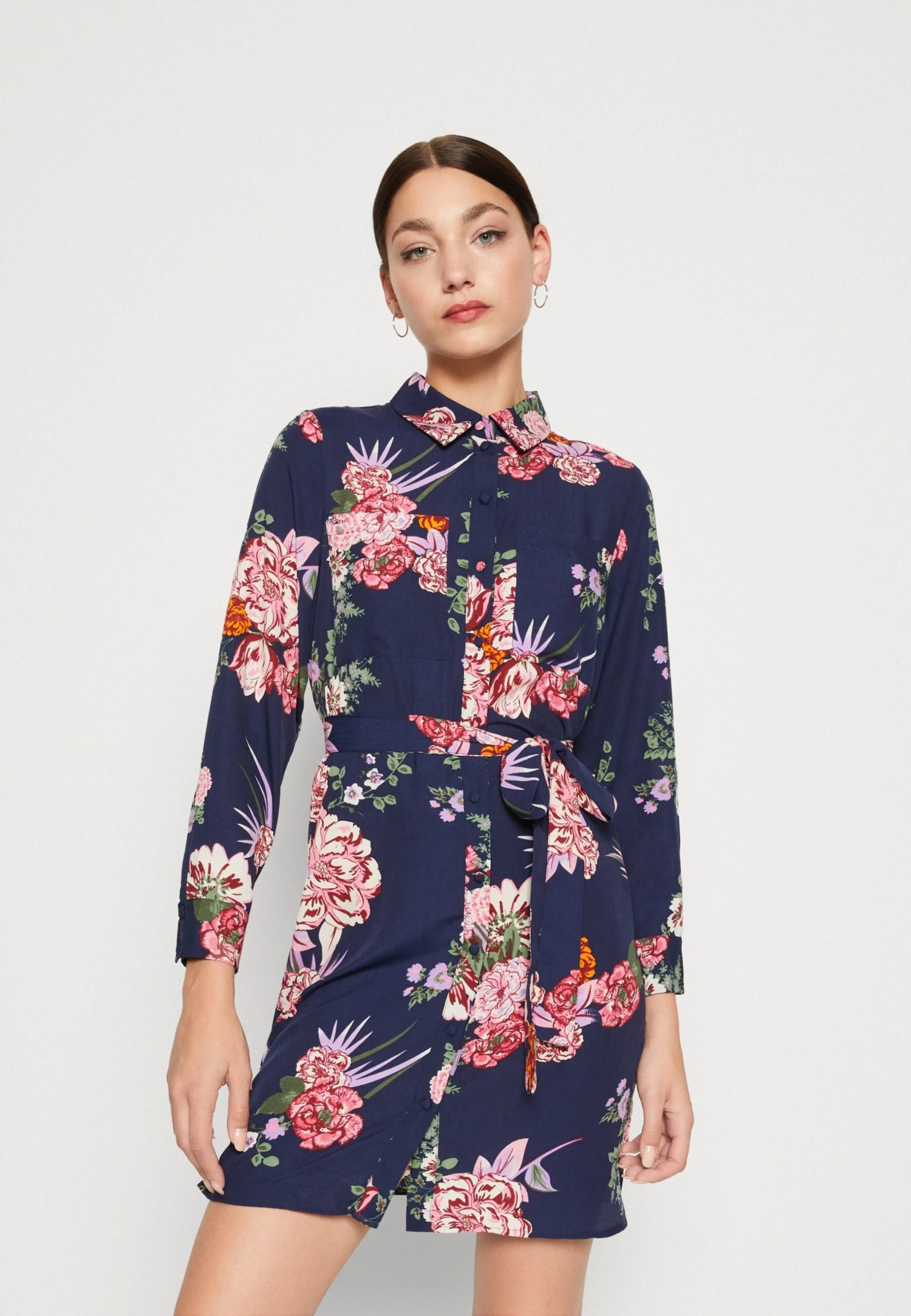 Vero Moda Vmviola Dress - Shirt Dress 1 Vero Moda Vmviola Dress - Shirt Dress