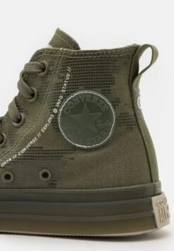 Converse Chuck Taylor All Star Unisex - High-Top Trainers - Verde 11 Converse Chuck Taylor All Star Unisex - High-Top Trainers - Verde -Modern Classic Shoes Store a30952799fc24ac2a40a124490da8419