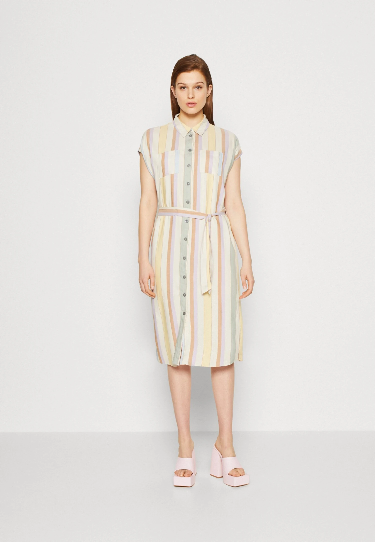 ONLY Tine Hannover- Shirt Dress - Whitecap/Gray/Clear Sky/Purple/Rose/Sundress 1 ONLY Tine Hannover- Shirt Dress - Whitecap/Gray/Clear Sky/Purple/Rose/Sundress