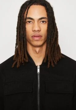 BRAVE SOUL Tristan - Bomber Jacket - Black -Modern Classic Shoes Store a382a78e2ecd43b281f2ba5eecb87841