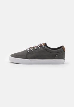 Globe Skate Shoes - Grey/Distress