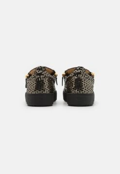 Giuseppe Zanotti Trainers - Black/Gold-Coloured -Modern Classic Shoes Store a4c2adcfdab644bca5c436b1d116e6cb