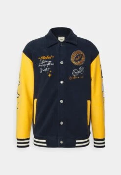 Redefined Rebel Fleece Jacket - Navy Blazer -Modern Classic Shoes Store a524684389a245f7abdb9733f1a35ef9