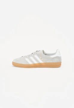 Adidas Originals GAZELLE INDOOR - Trainers - Better Scarlet/footwear White -Modern Classic Shoes Store a6a40313450044ebb617ac8671d5a0ff