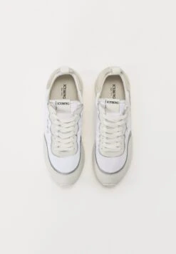Iceberg HYPER - Trainers - White 10 Iceberg HYPER - Trainers - White -Modern Classic Shoes Store a6bbda17c2d246e881a904120099a4af