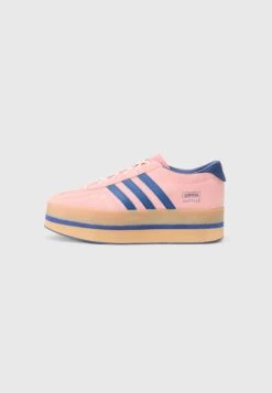 Adidas Originals GAZELLE STACK - Trainers - Glow Pink/victory Blue/gum