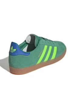 Adidas Originals GAZELLE KIDS - Trainers - Semi Court Green Solar Green Bluebird -Modern Classic Shoes Store aa456ba9db1f4193a4fc5d967620f258