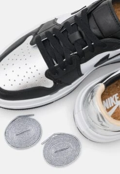 W Air Jordan 1 Elevate Low Se - Trainers 9 W Air Jordan 1 Elevate Low Se - Trainers -Modern Classic Shoes Store aacb0b8ad9e146d9a07e3499e723b593