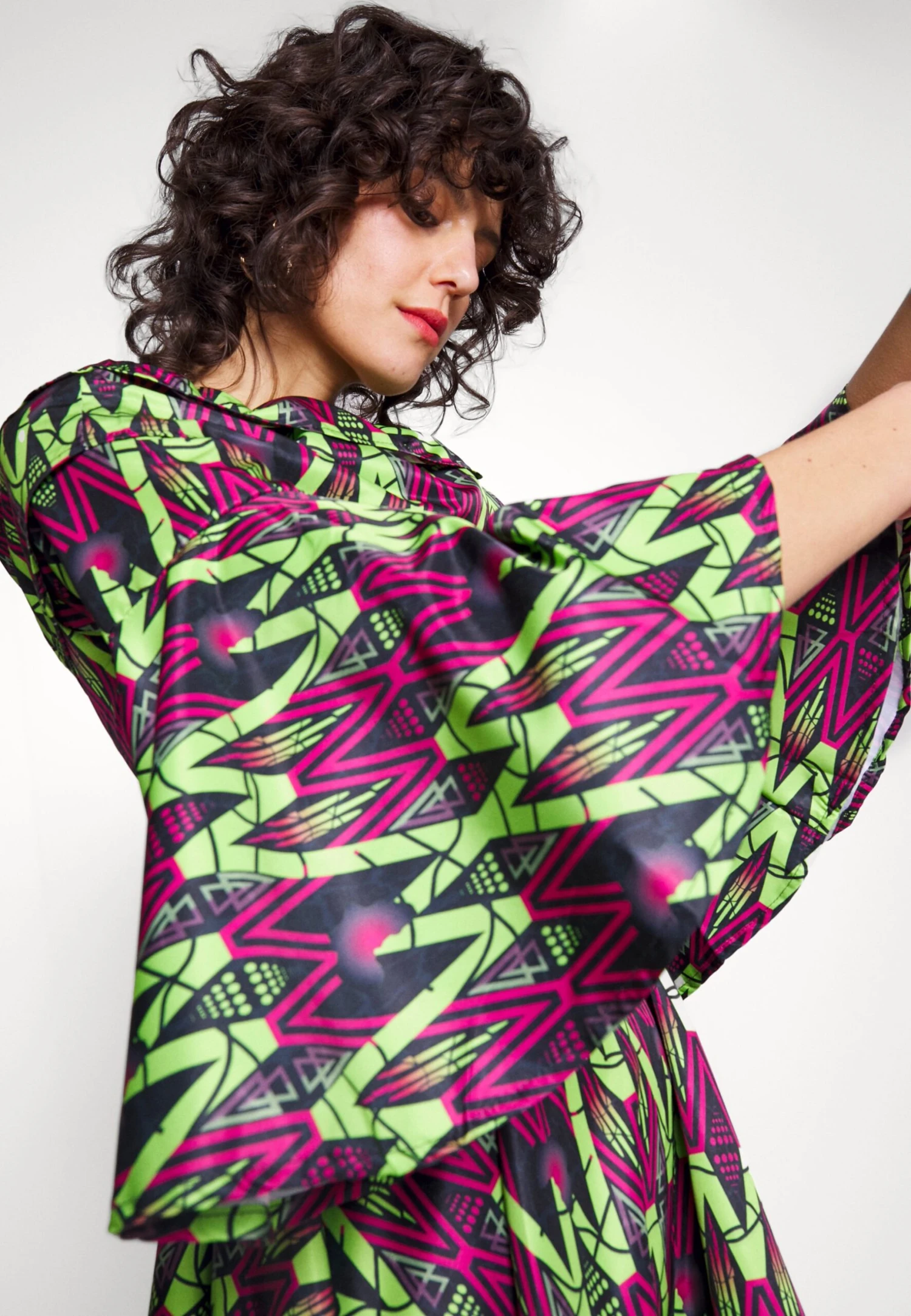 Open Shoulder Dress - Day Dress - Green 4 Open Shoulder Dress - Day Dress - Green - Image 4