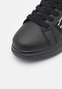 BRAVE SOUL Throne - Trainers - Black -Modern Classic Shoes Store ae54dd65b3f946dbb1246c6e434a4ba6