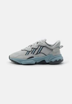 Adidas Originals Ozweego Unisex - Trainers - Magic Grey/Carbon